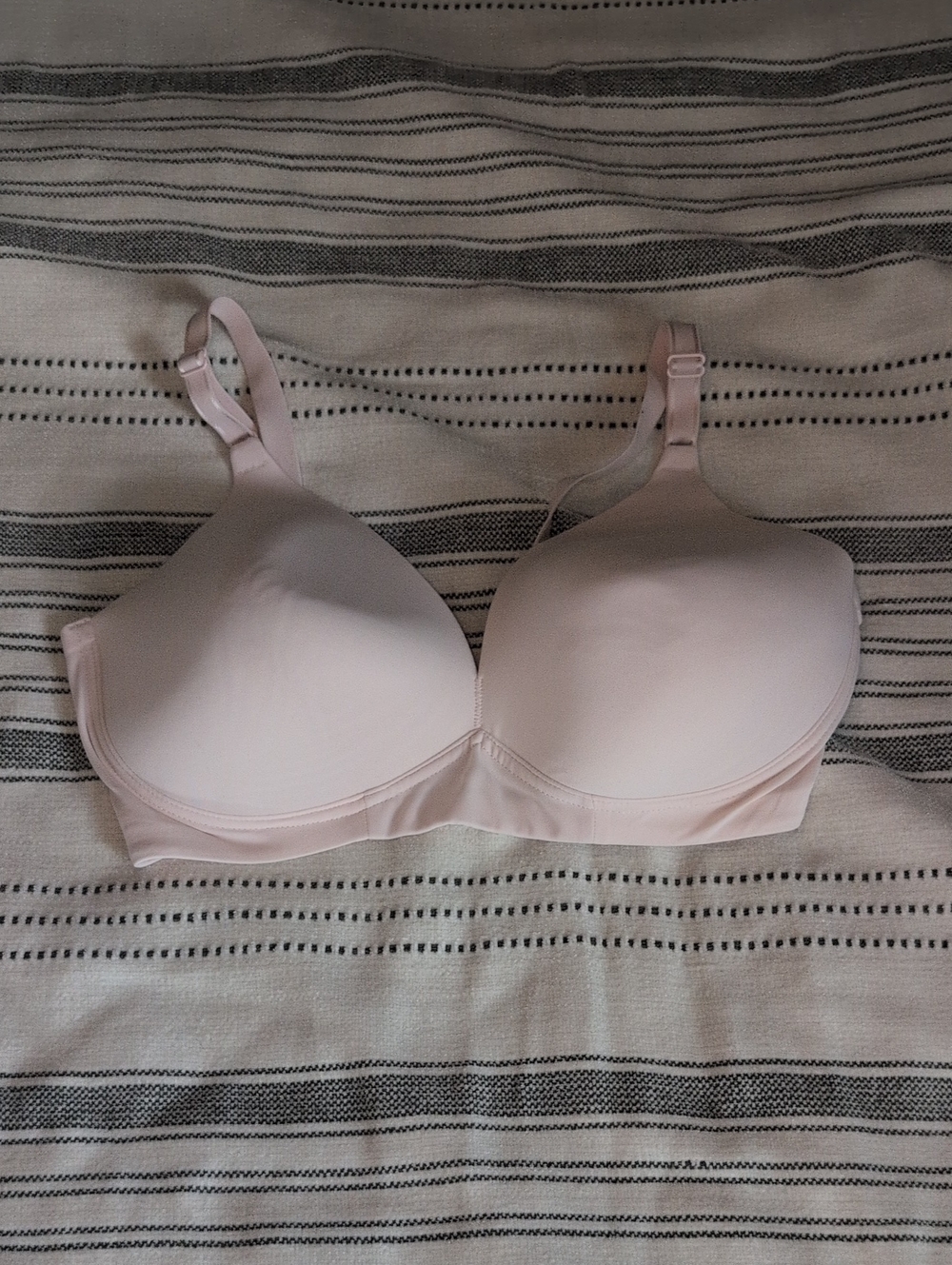 Olga Light Pink Seamless T-Shirt Bra